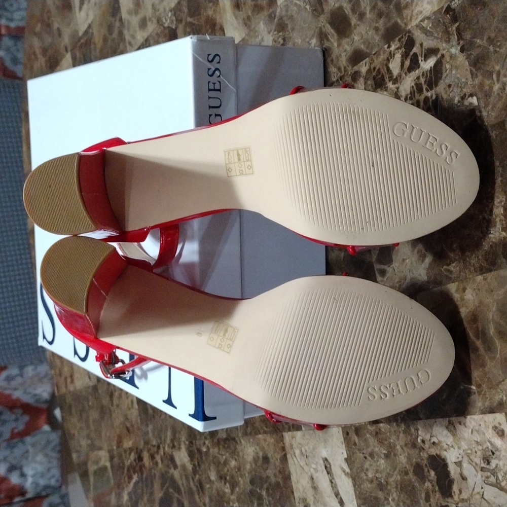 Guess Heels - Picture 7 of 12